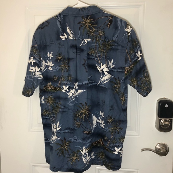 Hawaiian Button Down Shirt - Picture 2 of 3